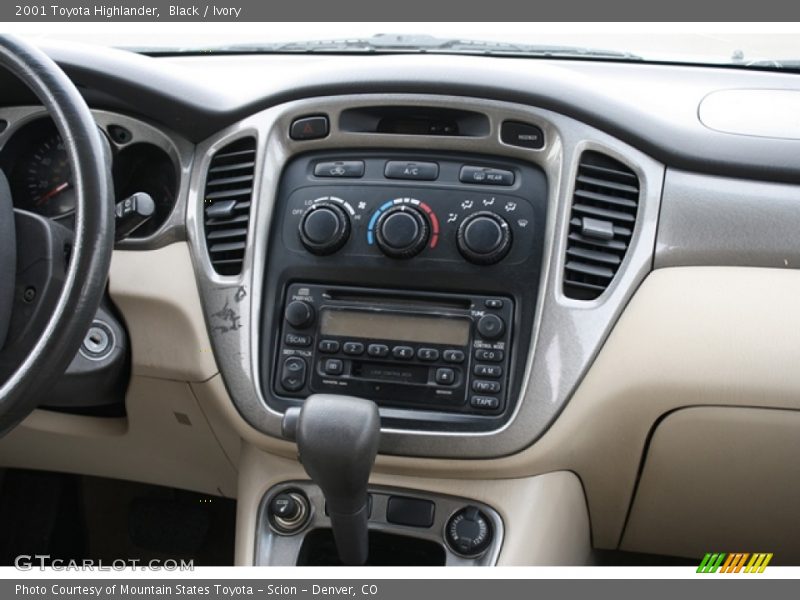 Black / Ivory 2001 Toyota Highlander