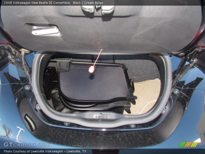  2008 New Beetle SE Convertible Trunk