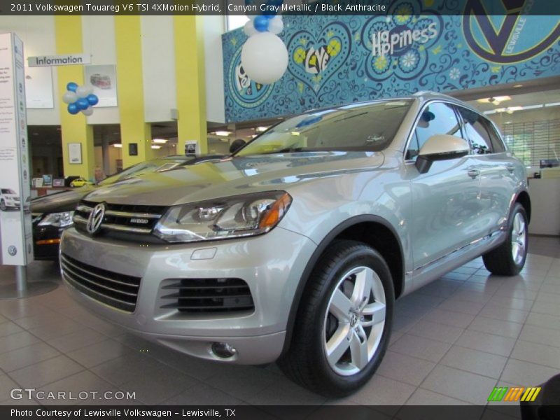 Canyon Gray Metallic / Black Anthracite 2011 Volkswagen Touareg V6 TSI 4XMotion Hybrid