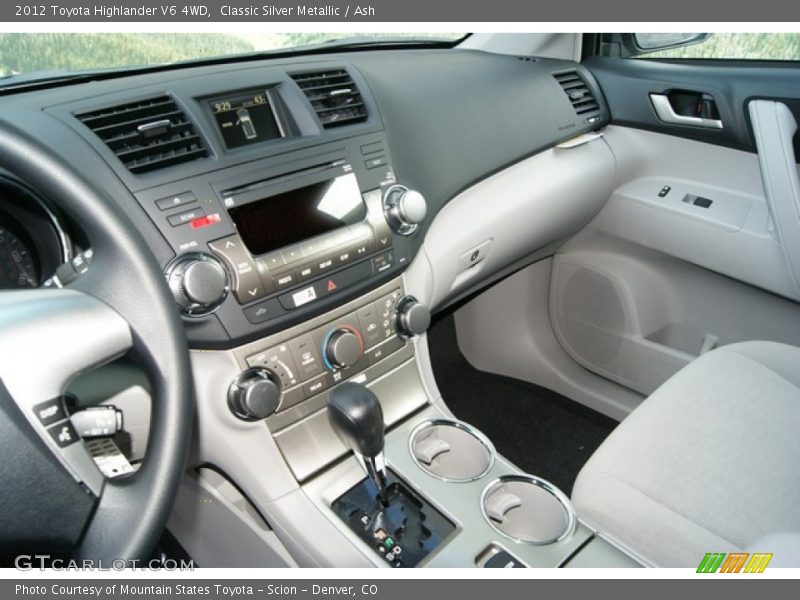 Classic Silver Metallic / Ash 2012 Toyota Highlander V6 4WD