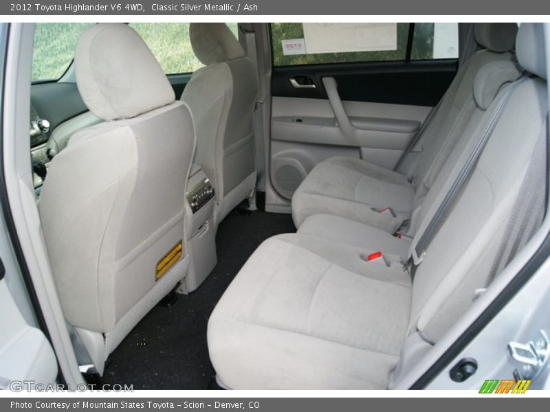 Classic Silver Metallic / Ash 2012 Toyota Highlander V6 4WD