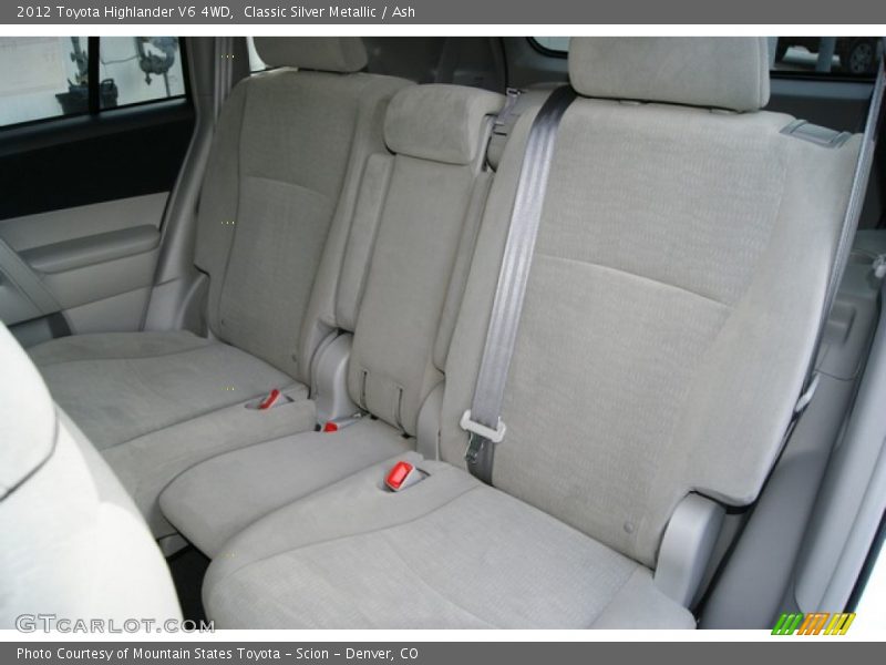 Classic Silver Metallic / Ash 2012 Toyota Highlander V6 4WD