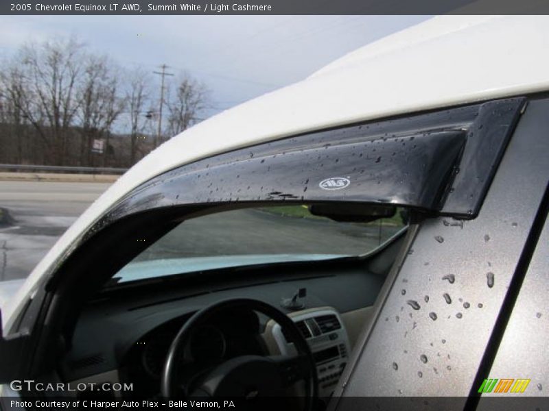 Summit White / Light Cashmere 2005 Chevrolet Equinox LT AWD