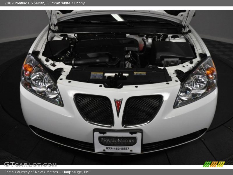 Summit White / Ebony 2009 Pontiac G6 Sedan