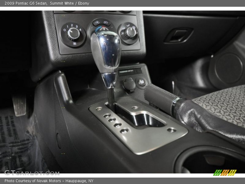 Summit White / Ebony 2009 Pontiac G6 Sedan
