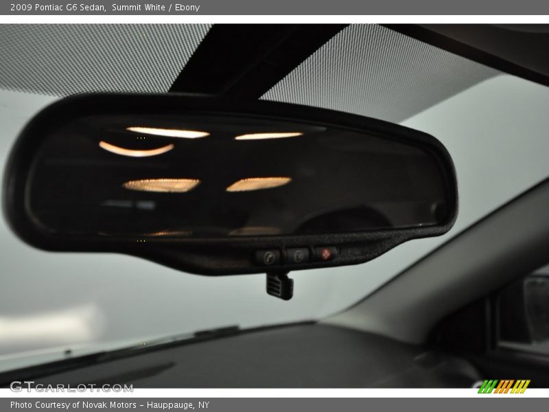 Summit White / Ebony 2009 Pontiac G6 Sedan