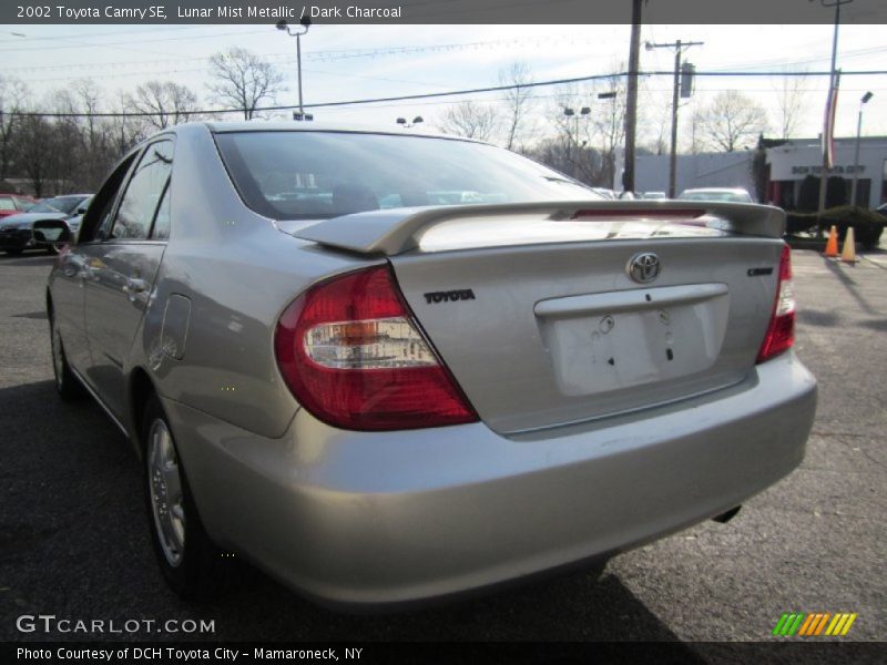 Lunar Mist Metallic / Dark Charcoal 2002 Toyota Camry SE