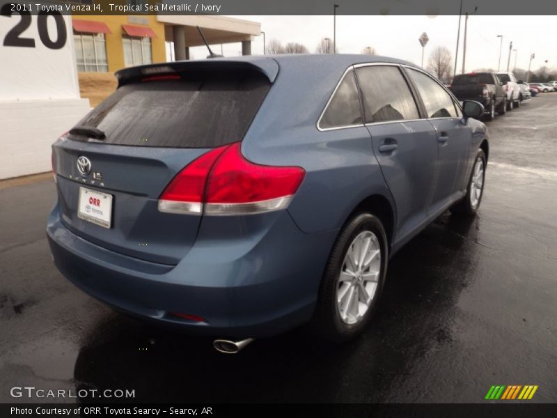Tropical Sea Metallic / Ivory 2011 Toyota Venza I4