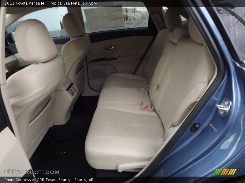 Tropical Sea Metallic / Ivory 2011 Toyota Venza I4