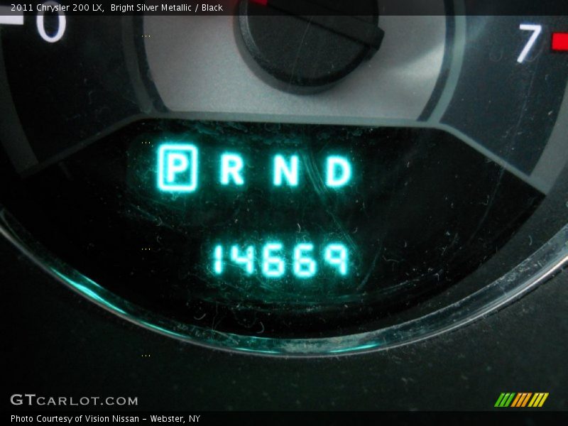 Bright Silver Metallic / Black 2011 Chrysler 200 LX