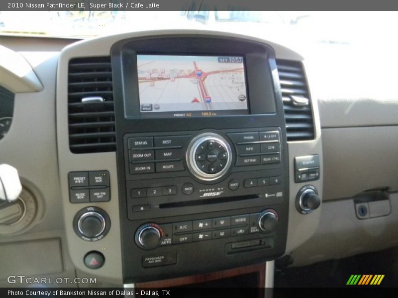 Super Black / Cafe Latte 2010 Nissan Pathfinder LE