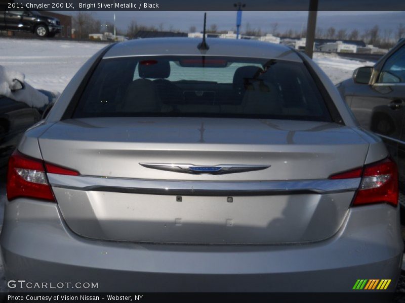 Bright Silver Metallic / Black 2011 Chrysler 200 LX