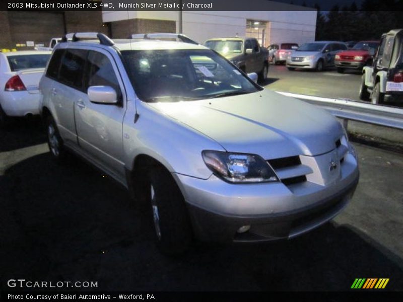 Munich Silver Metallic / Charcoal 2003 Mitsubishi Outlander XLS 4WD