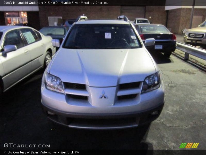 Munich Silver Metallic / Charcoal 2003 Mitsubishi Outlander XLS 4WD