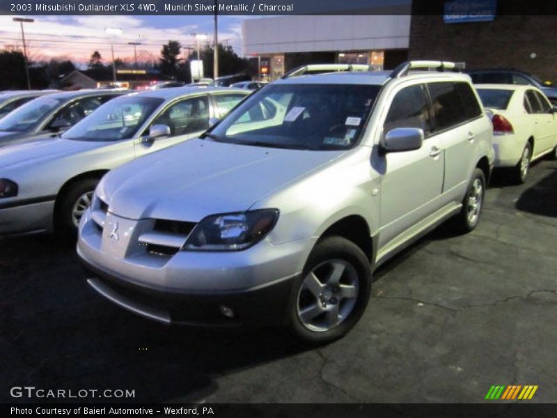 Munich Silver Metallic / Charcoal 2003 Mitsubishi Outlander XLS 4WD