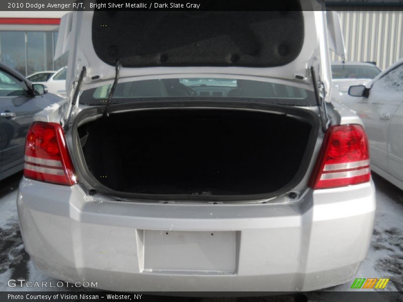 Bright Silver Metallic / Dark Slate Gray 2010 Dodge Avenger R/T
