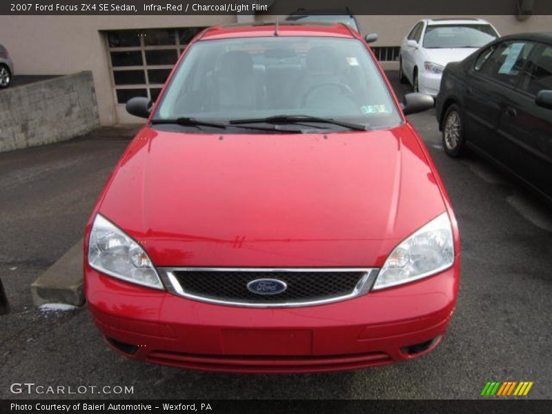 Infra-Red / Charcoal/Light Flint 2007 Ford Focus ZX4 SE Sedan