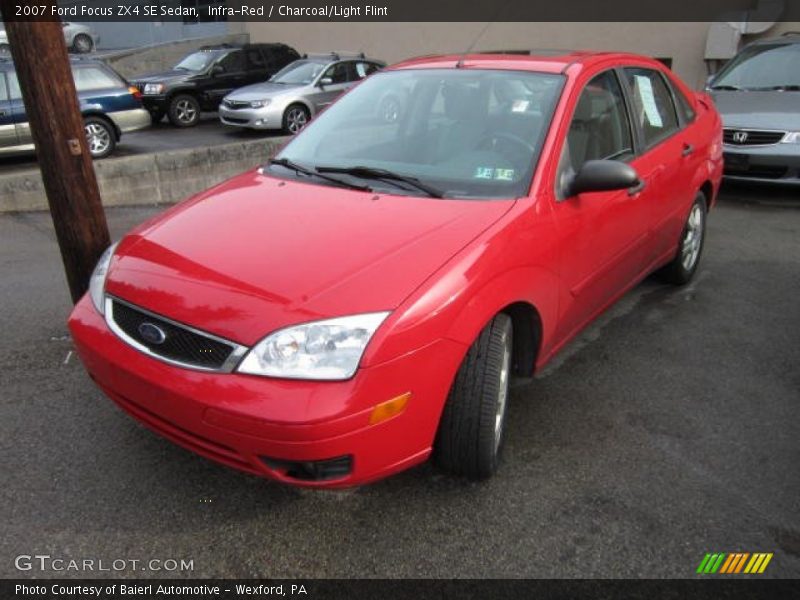 Infra-Red / Charcoal/Light Flint 2007 Ford Focus ZX4 SE Sedan