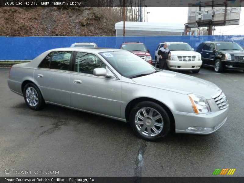 Light Platinum / Ebony 2008 Cadillac DTS