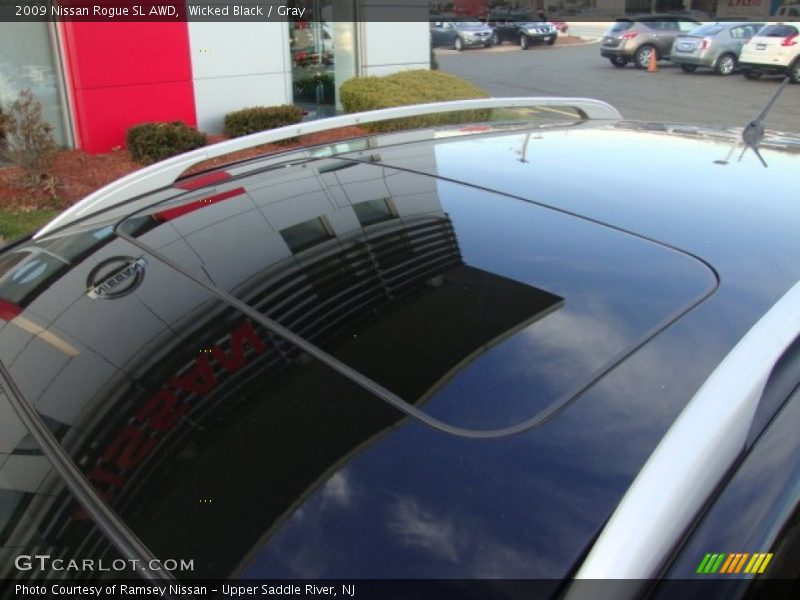Wicked Black / Gray 2009 Nissan Rogue SL AWD