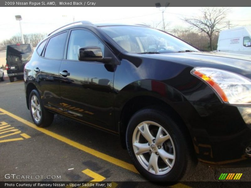 Wicked Black / Gray 2009 Nissan Rogue SL AWD