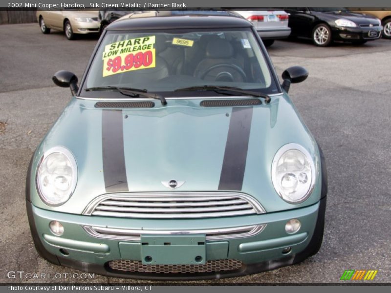 Silk Green Metallic / Panther Black 2002 Mini Cooper Hardtop
