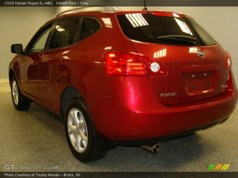 Venom Red / Gray 2009 Nissan Rogue SL AWD