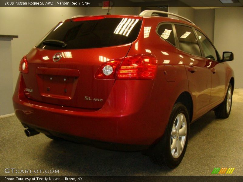 Venom Red / Gray 2009 Nissan Rogue SL AWD