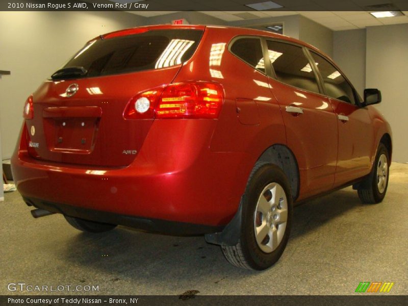 Venom Red / Gray 2010 Nissan Rogue S AWD