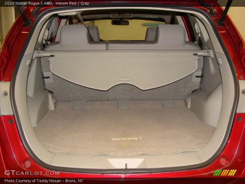 Venom Red / Gray 2010 Nissan Rogue S AWD