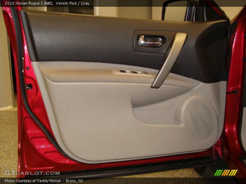 Venom Red / Gray 2010 Nissan Rogue S AWD