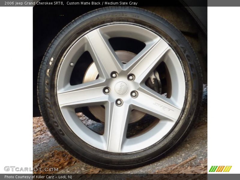  2006 Grand Cherokee SRT8 Wheel