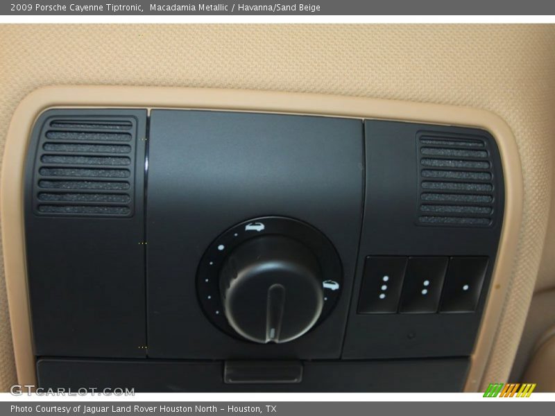 Macadamia Metallic / Havanna/Sand Beige 2009 Porsche Cayenne Tiptronic