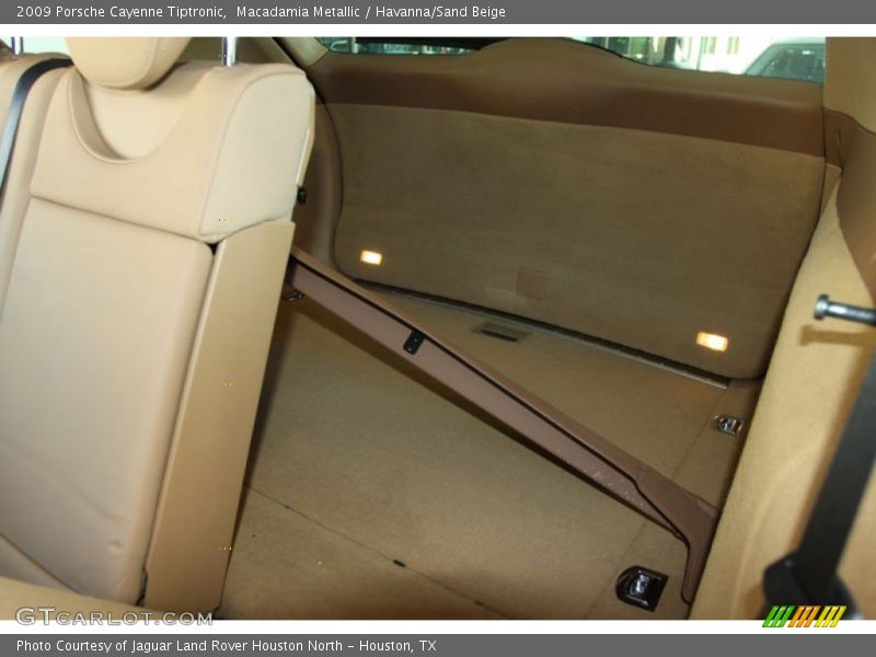 Macadamia Metallic / Havanna/Sand Beige 2009 Porsche Cayenne Tiptronic