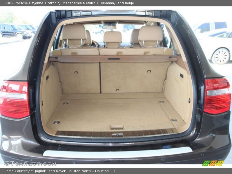 Macadamia Metallic / Havanna/Sand Beige 2009 Porsche Cayenne Tiptronic