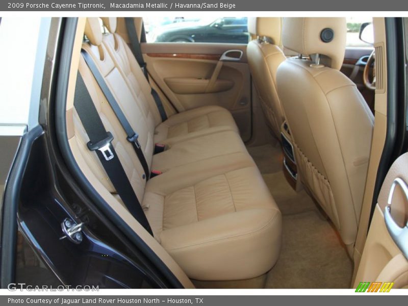 Macadamia Metallic / Havanna/Sand Beige 2009 Porsche Cayenne Tiptronic