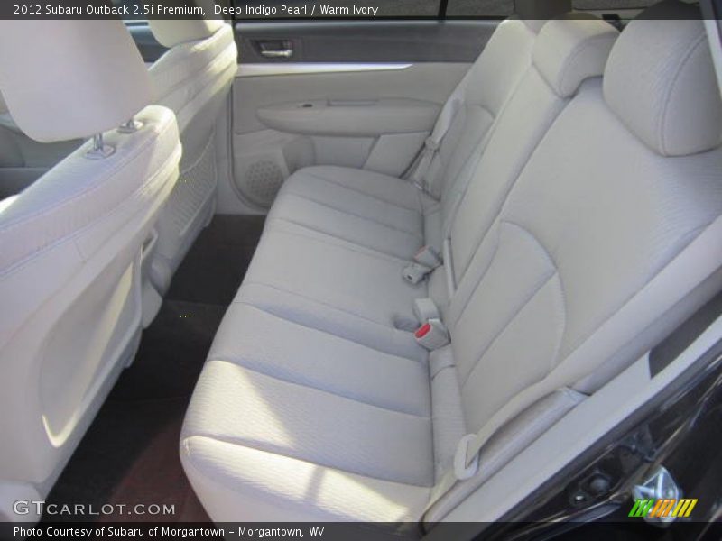 Deep Indigo Pearl / Warm Ivory 2012 Subaru Outback 2.5i Premium