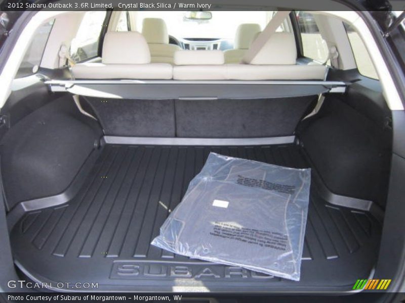  2012 Outback 3.6R Limited Trunk