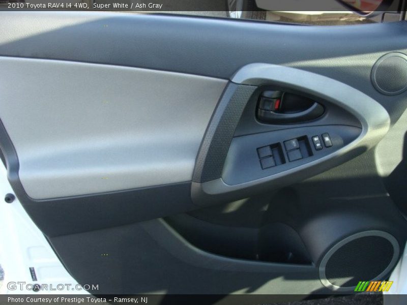 Super White / Ash Gray 2010 Toyota RAV4 I4 4WD