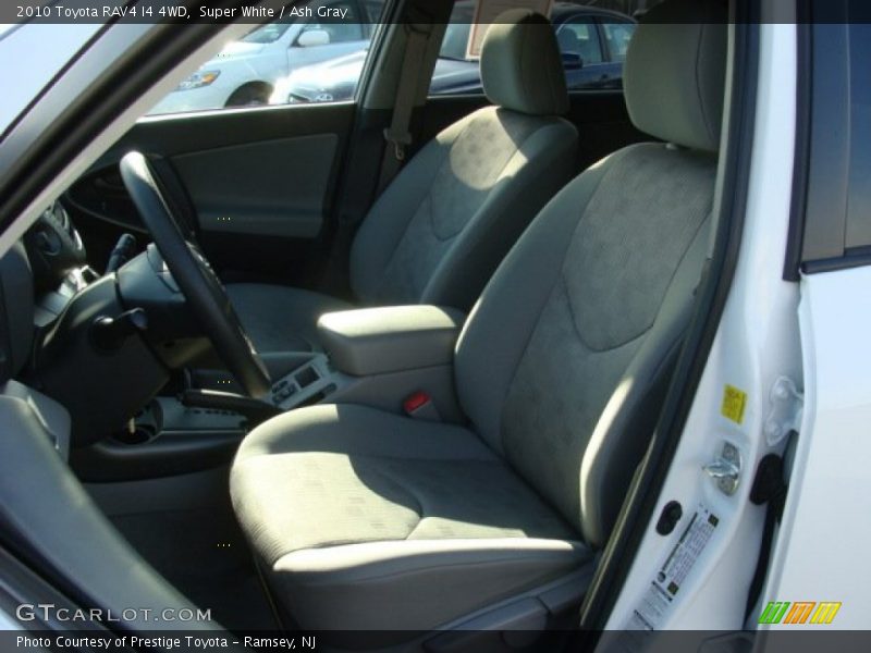 Super White / Ash Gray 2010 Toyota RAV4 I4 4WD