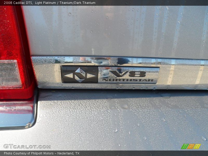 Light Platinum / Titanium/Dark Titanium 2008 Cadillac DTS