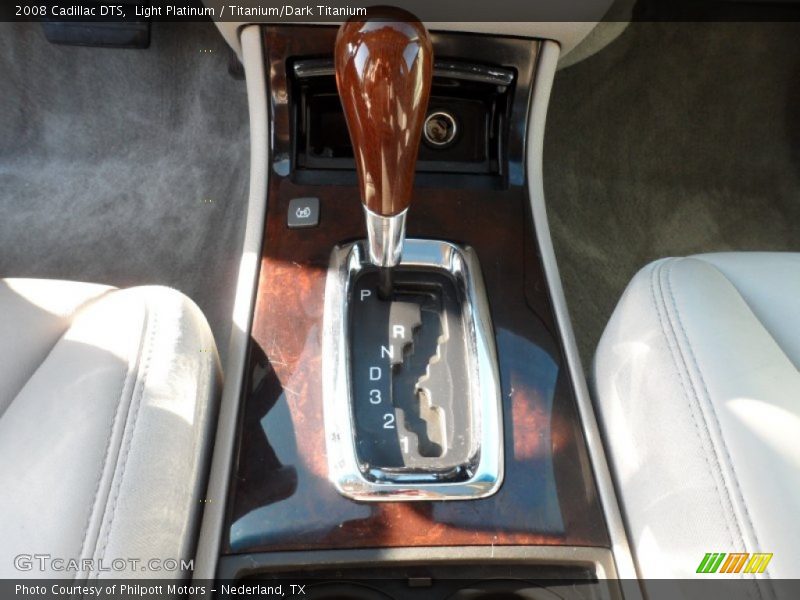 Light Platinum / Titanium/Dark Titanium 2008 Cadillac DTS