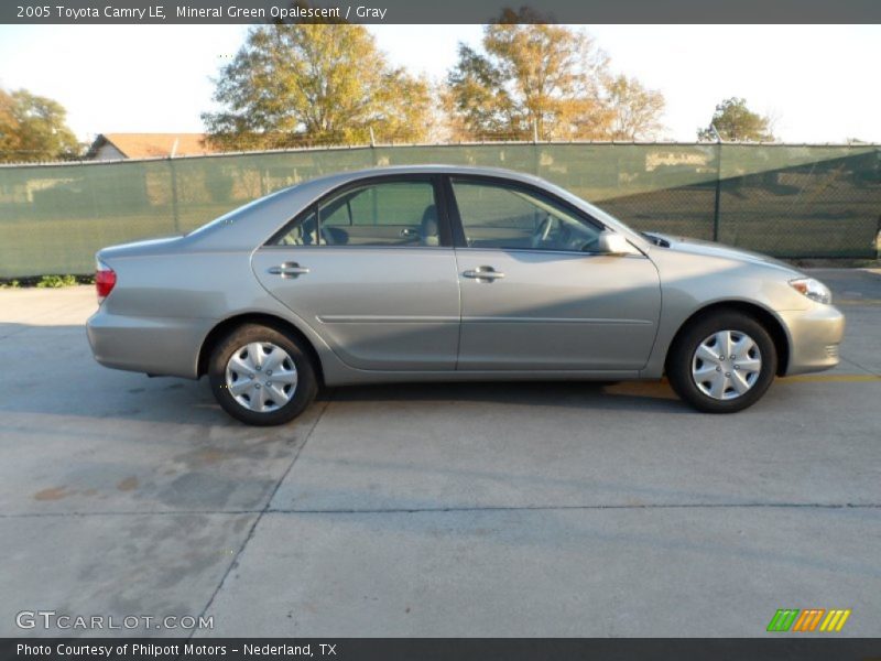 Mineral Green Opalescent / Gray 2005 Toyota Camry LE