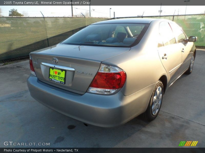 Mineral Green Opalescent / Gray 2005 Toyota Camry LE