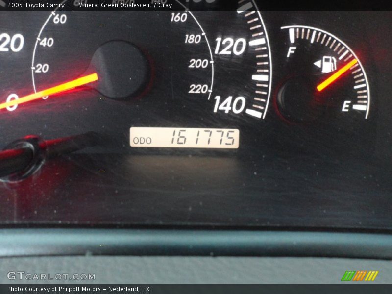 Mineral Green Opalescent / Gray 2005 Toyota Camry LE