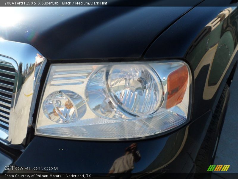 Black / Medium/Dark Flint 2004 Ford F150 STX SuperCab
