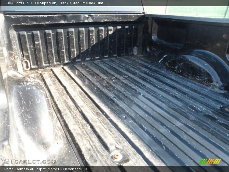Black / Medium/Dark Flint 2004 Ford F150 STX SuperCab