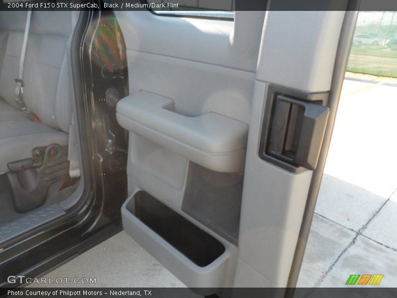 Black / Medium/Dark Flint 2004 Ford F150 STX SuperCab