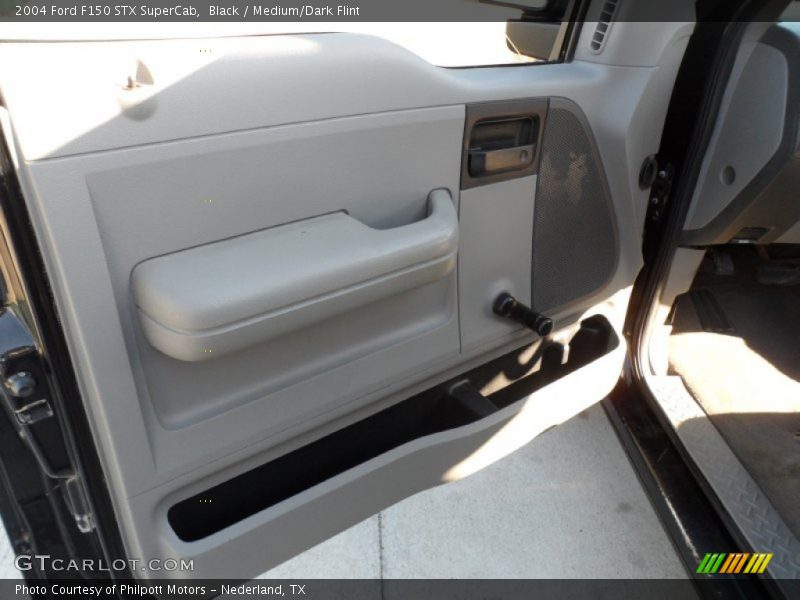 Black / Medium/Dark Flint 2004 Ford F150 STX SuperCab