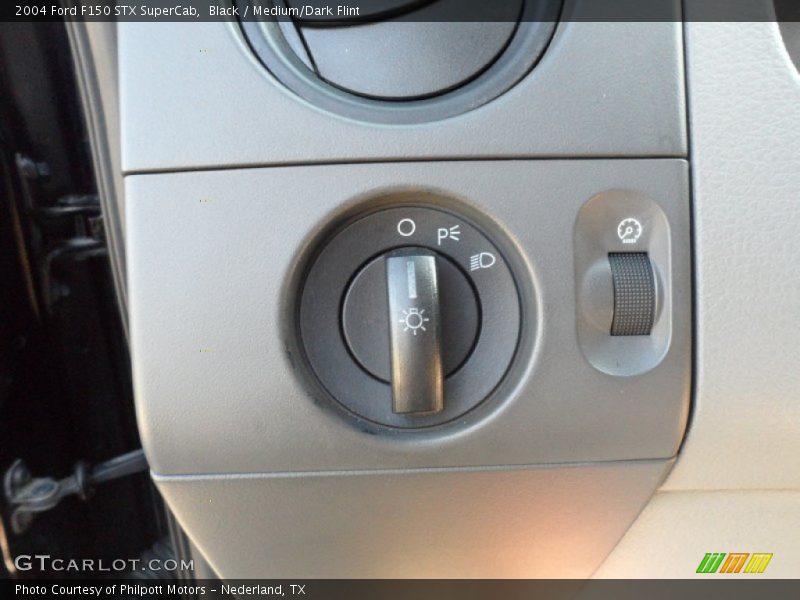 Black / Medium/Dark Flint 2004 Ford F150 STX SuperCab